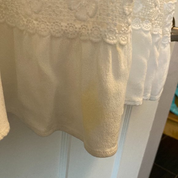 White flowing summer dress - Picture 5 of 5